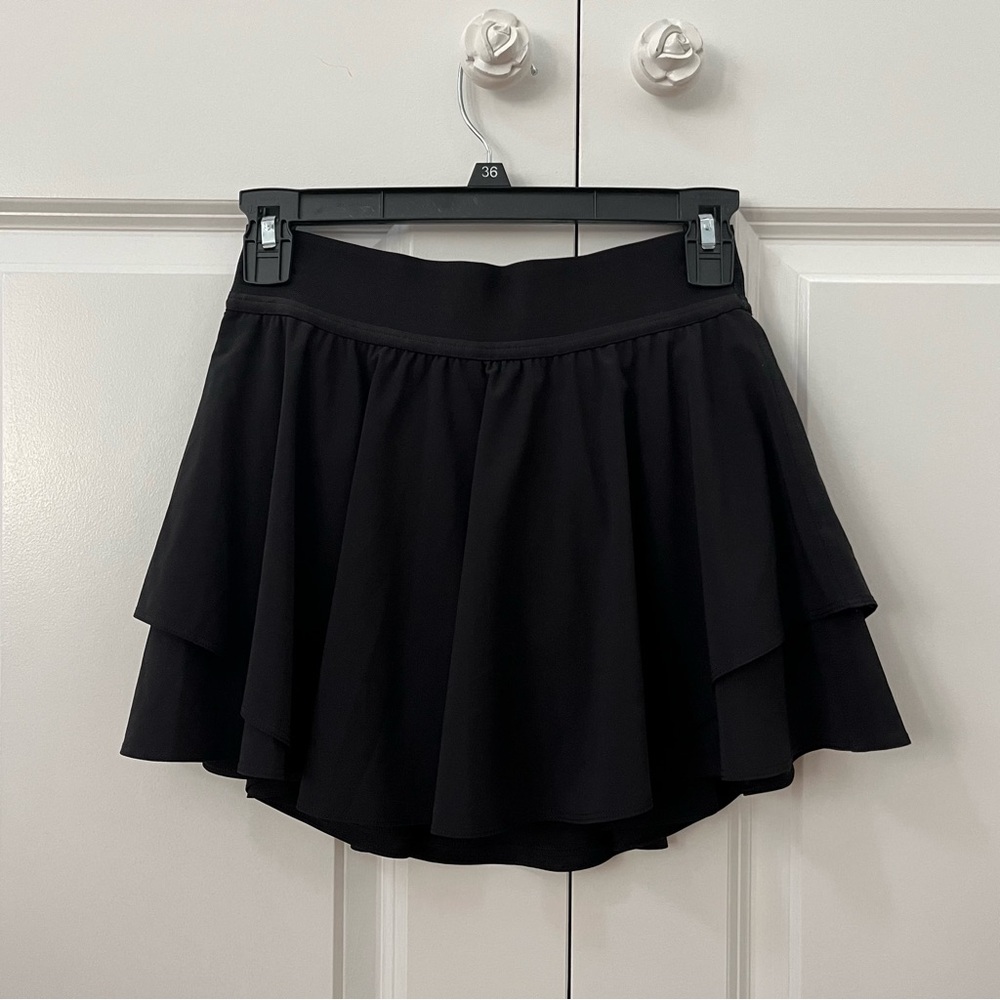 Lululemon Court Rival High Rise Skirt in Black